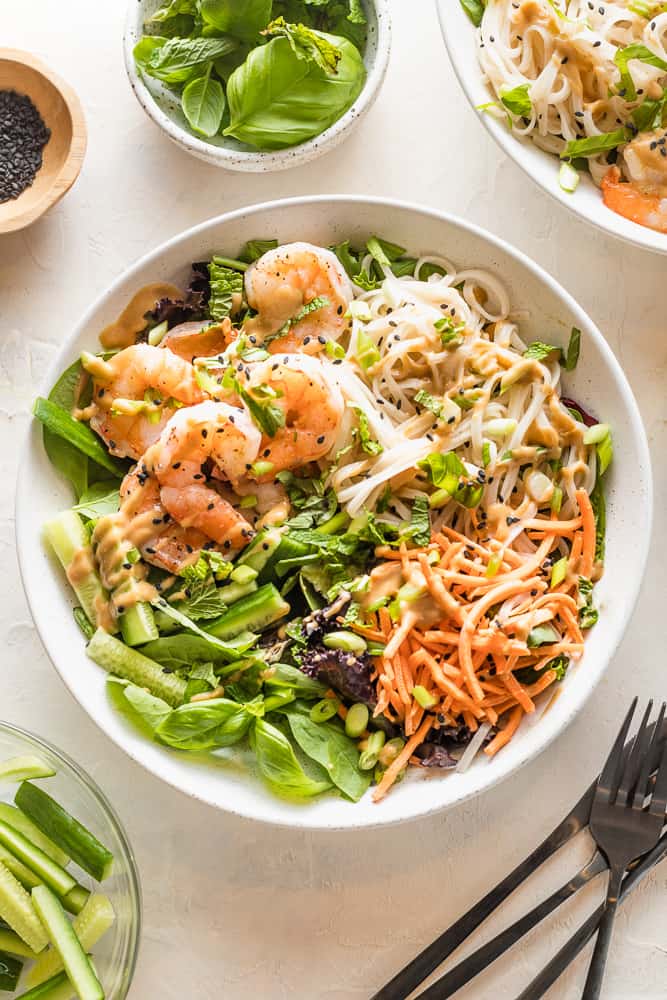 Spring roll bowl with shrimp and peanut dressing
