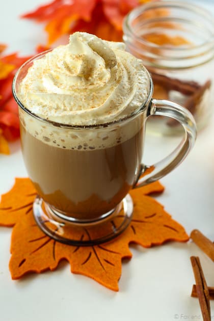 This syrup is full of warm autumn spices and flavors. Perfect to make your own autumn latte at home - and it makes your house smell amazing!