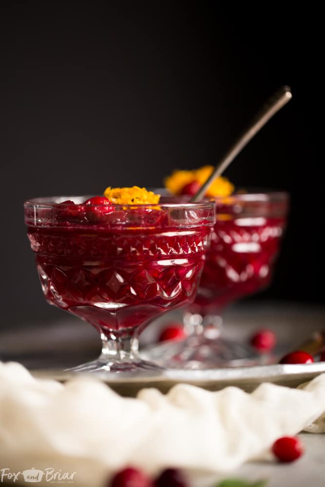 Jellied Cranberry Sauce - Beyond The Chicken Coop