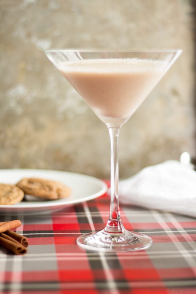 Gingerbread Martini - This festive martini is sweet and spicy, just like your favorite holiday cookie!