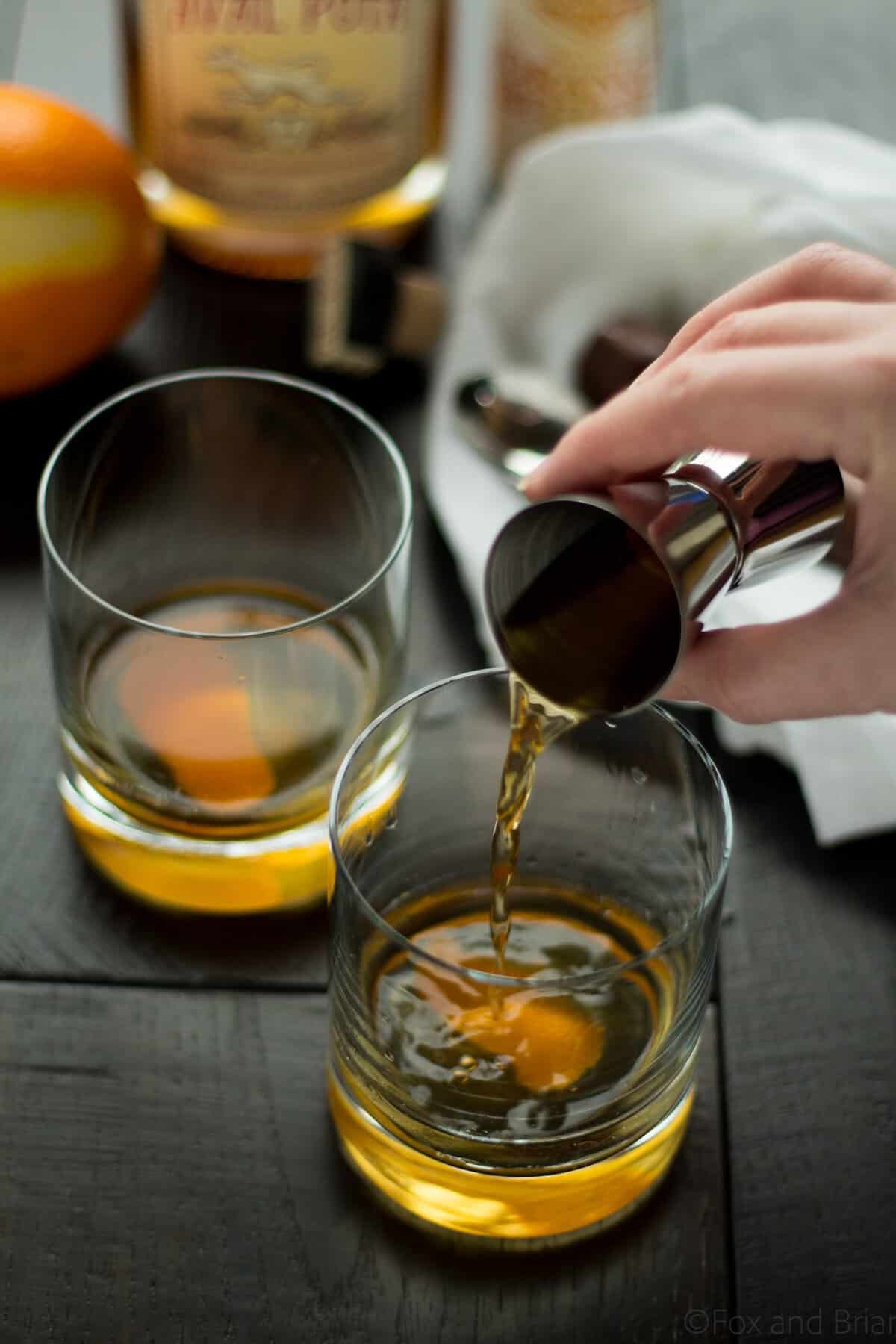 This twist on the classic old fashioned uses apple whiskey to make a totally enjoyable cocktail. Whether you are a new or experienced whiskey drinker, you will love this cocktail!