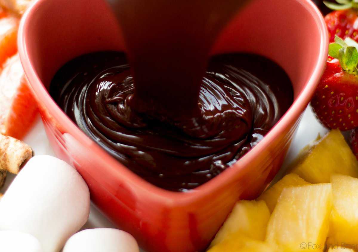 This easy chocolate fondue is a fun dessert for a romantic valentine's day dinner or party. It is rich and chocolaty and doesn't even require a fondue pot!