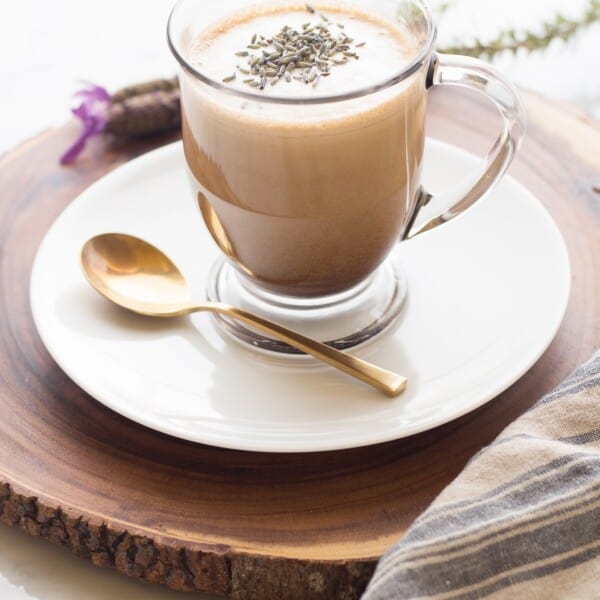 Make your own lavender latte at home, without any fancy equipment