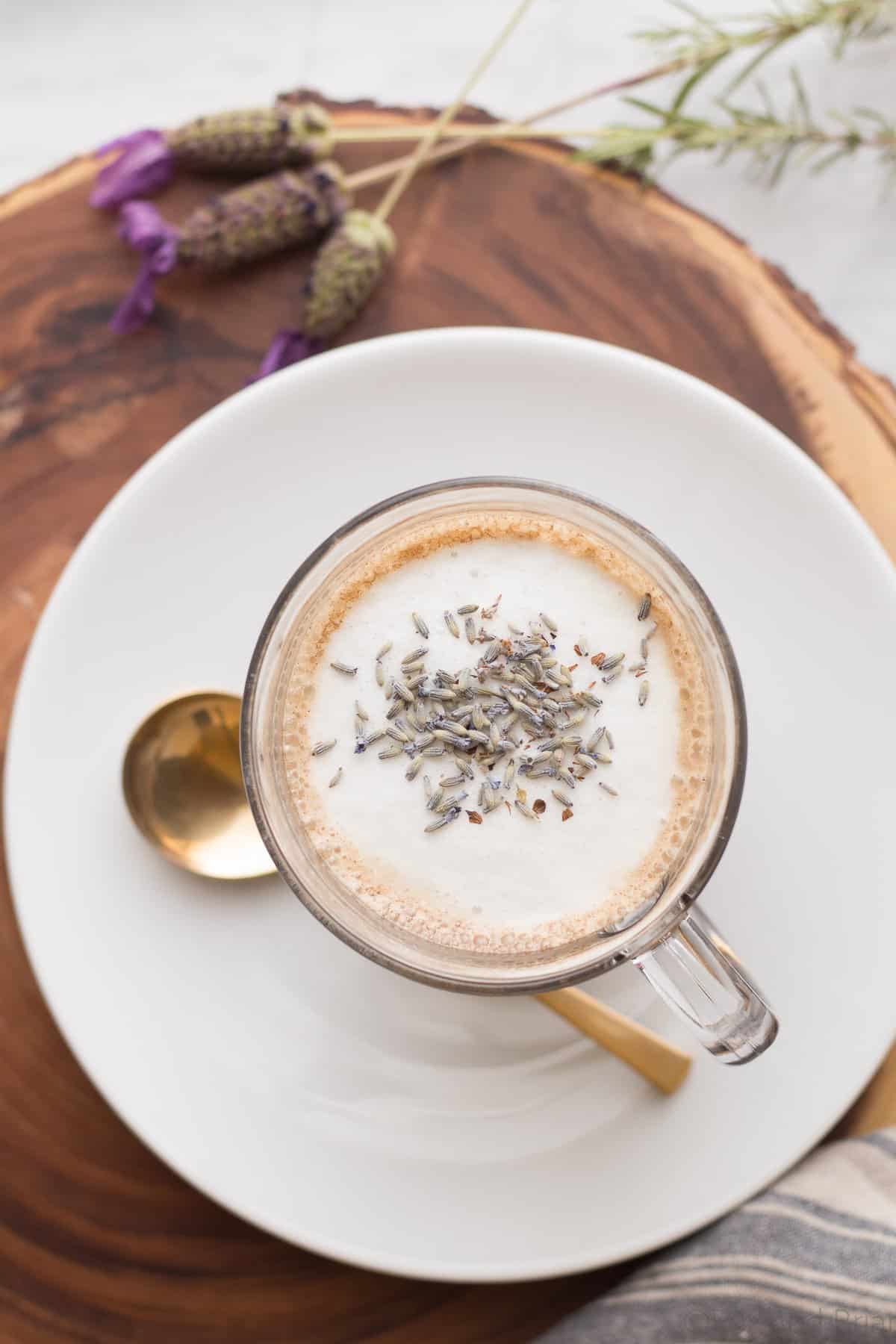 Make your own lavender latte at home, without any fancy equipment