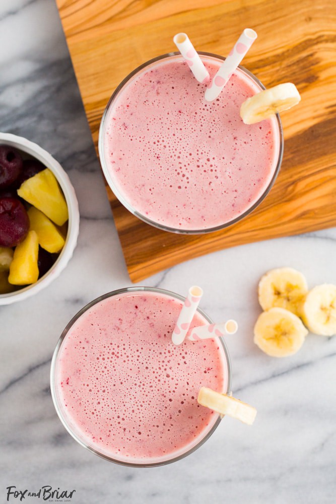 This Post Workout Smoothie is the perfect drink to recharge after a tough workout! Chock full of ingredients to replenish your body.
