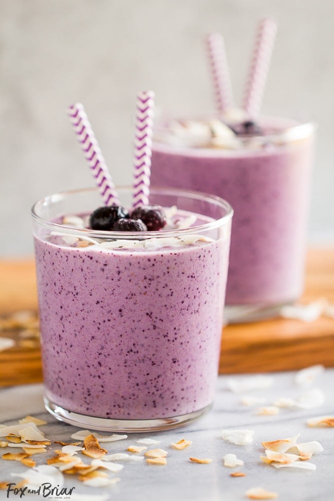 Blueberry Banana Coconut Smoothie | Smoothie recipes | Blueberry Smoothie | Coconut milk smoothie | Almond butter in smoothies | Breakfast Smoothie