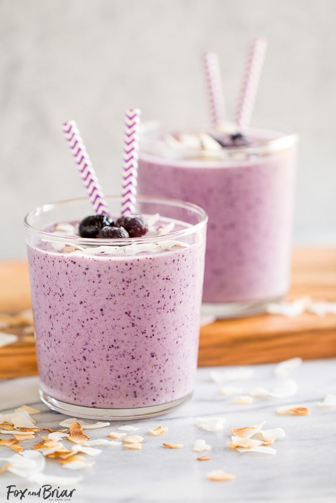 Blueberry Banana Coconut Smoothie | Smoothie recipes | Blueberry Smoothie | Coconut milk smoothie | Almond butter in smoothies | Breakfast Smoothie