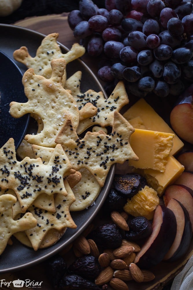  Bat and Ghost Halloween Crackers | Halloween Appetizers | Grown up Halloween ideas | Classy Halloween party | Not gross Halloween foods | Parmesan crackers