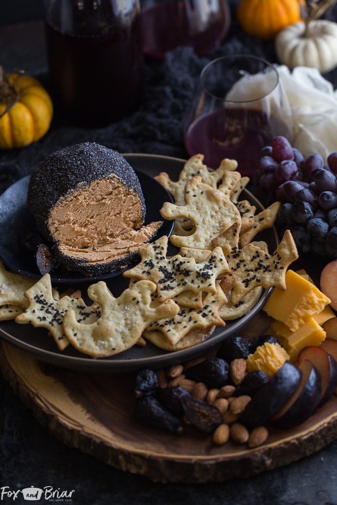 This spooky Roasted Garlic Cheese Ball is perfect for your Halloween party! Cheese Ball Recipe | Halloween Party foods | Grown Up Halloween | Adult Halloween | Classy Halloween