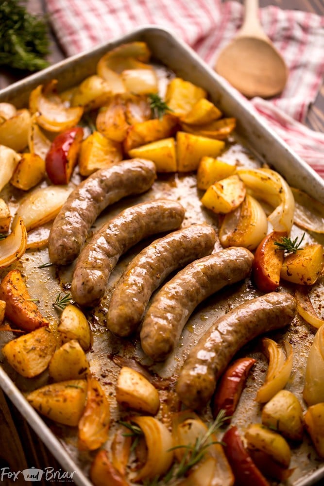 Sausage and Potatoes Sheet Pan Dinner. Easy Sheet Pan Dinner | Healthy Sheet Pan Dinner | Sheet Pan Dinner Sausage | Quick and easy dinner recipe | One Sheet Pan Dinner | Fall Sheet Pan Dinner | Fall Recipe | Winter Recipes | Easy Meals | What to cook when you don't want to cook | Dinner recipe for lazy cooks