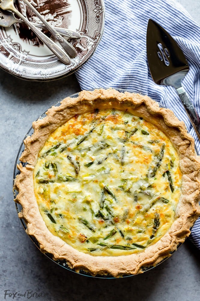 Easy Crab, Asparagus and Leek Quiche Recipe | Easy Quiche Recipe | Brunch idea | Mother's day brunch recipe | Easter Brunch Recipe | Breakfast Quiche | Make ahead quiche | Crab Quiche | Asparagus Quiche | Leek Quiche | Best quiche recipe 