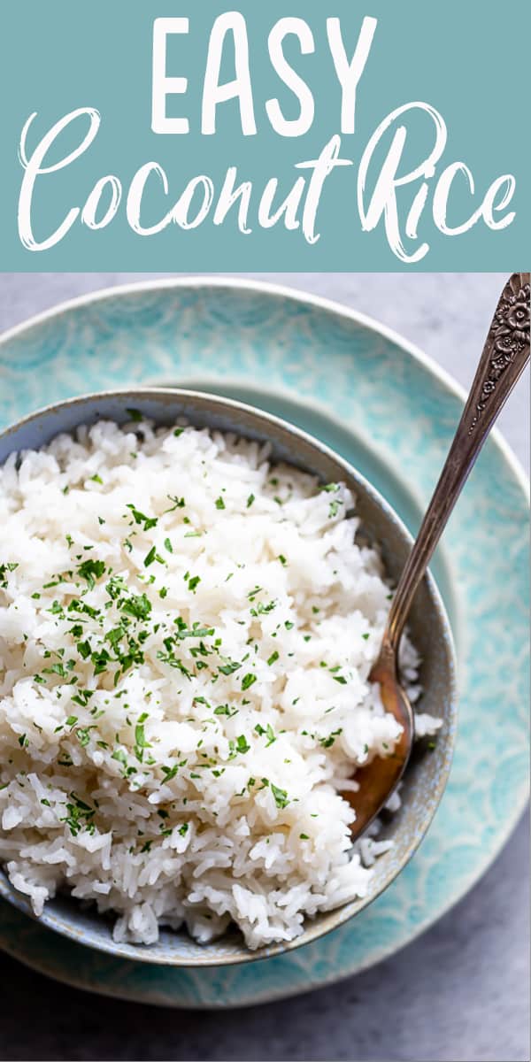 This easy coconut rice makes the perfect side dish for stir fries, curries and more! | Jasmine coconut rice | Coconut Rice recipe | Thai Coconut Rice | Side dish