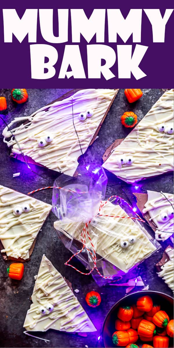 Mummy Bark - This Easy Halloween Recipe is only three ingredients and makes a cute Halloween treat perfect for kid's parties or giving as gifts! Halloween candy recipe | Cute Halloween Recipe | Not gross | Kids Halloween Recipe | Halloween dessert | Halloween ideas | You've been booed 