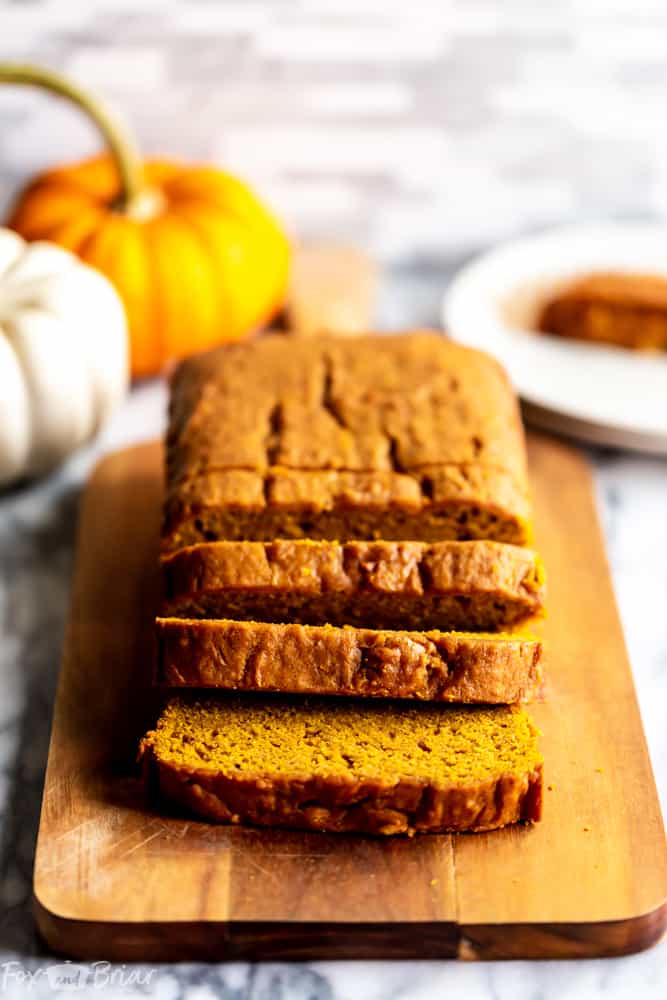 Here is my tested and approved Pumpkin Bread Recipe!   This Pumpkin Loaf is moist and full of autumn spices. | Moist Pumpkin Bread | Easy Pumpkin Bread | Starbucks Copycat | Best Pumpkin Bread | Libby's Pumpkin Bread | Homemade from scratch