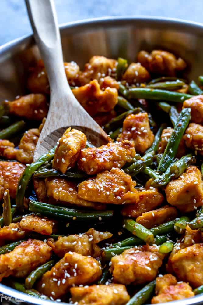 Honey Lemon Chicken Stir Fry | Easy chicken stir fry recipe | Chinese Lemon Chicken recipe | Chicken and green beans | Chicken breast recipes | Healthy dinner recipe | Easy dinner recipe | 30 minute dinner | takeout at home | Chicken and veggie stir fry | Healthy chicken breast recipe