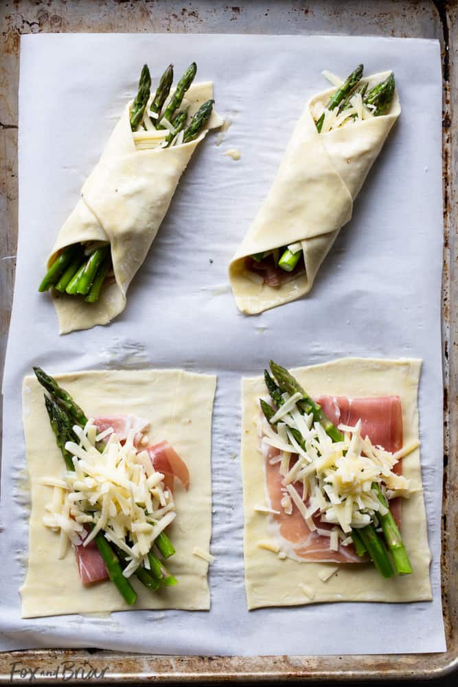 These  Prosciutto Asparagus Puff Pastry Bundles are an easy and elegant appetizer or brunch idea!  Perfect for Easter, Mother's Day or any other spring brunch! 